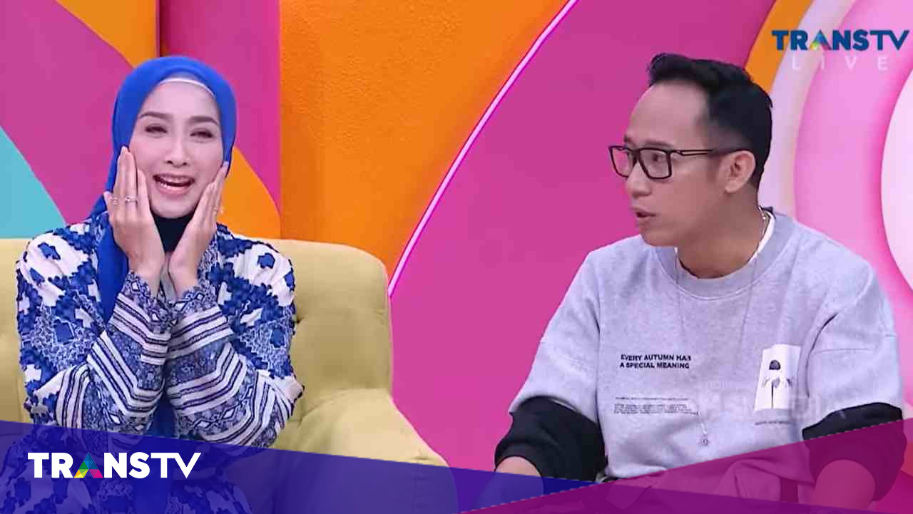 Desy Ratnasari Digombalin Denny Sampai Malu Sendiri - Trans TV